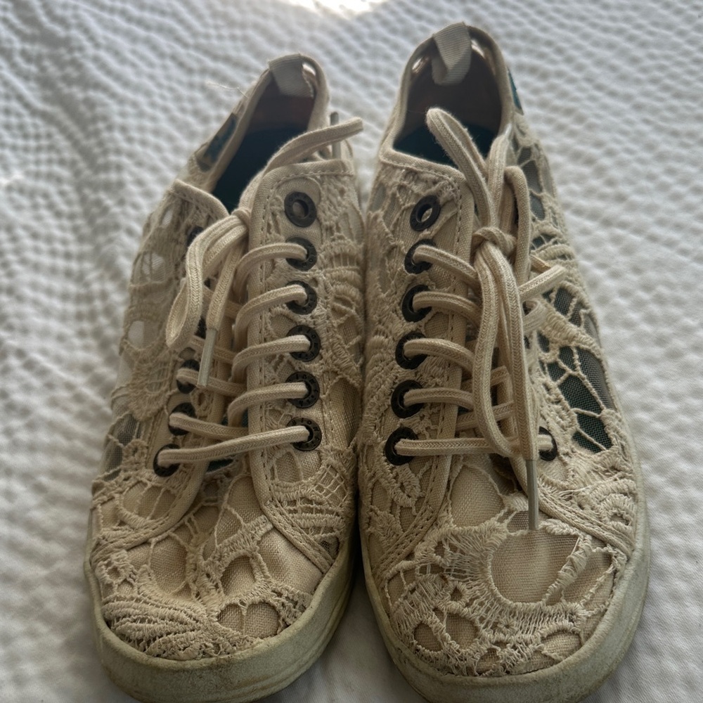 Blowfish Malibu Lace Sneakers